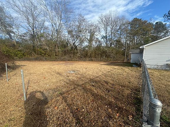 2nd image of 60 Habitat Ct