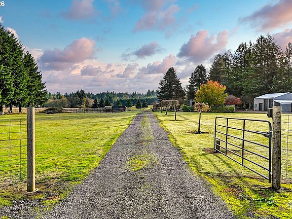 4th image of 37902 SE Porter Rd