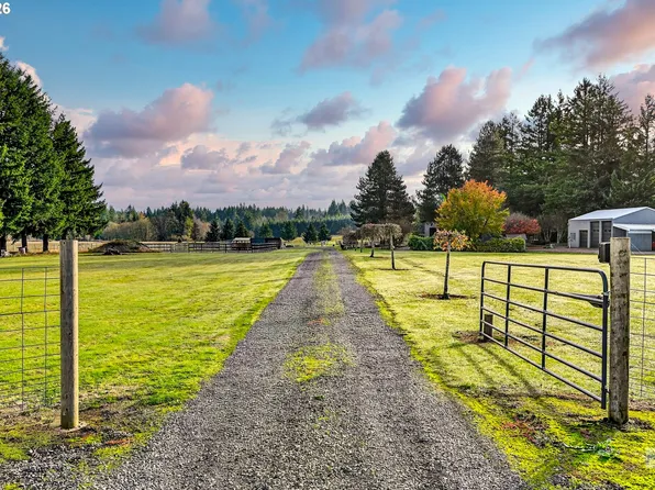 37902 SE Porter Rd, Estacada, OR 97023