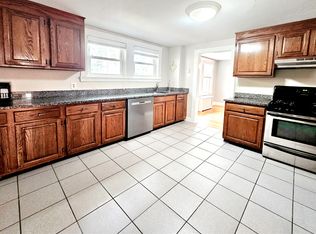 9 Keefe Ave #1, Newton Upper Falls, MA 02464