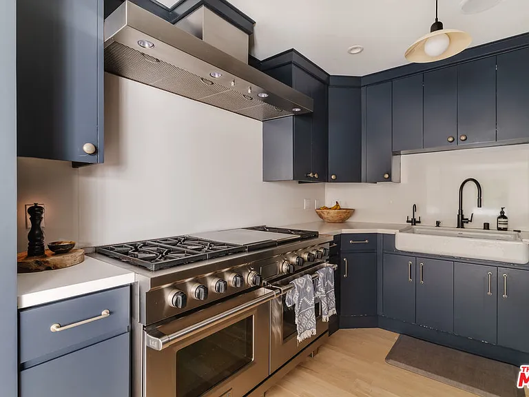 712 San Lorenzo St — Photo 12