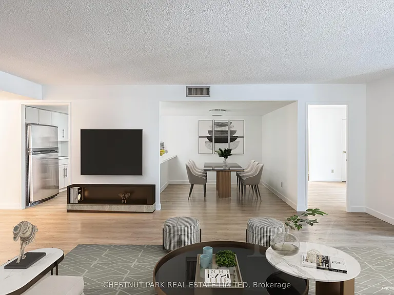 30 Wellington St E #1006 — Photo 15