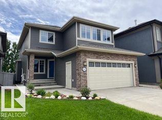 805 Hodgins Rd NW, Edmonton, AB T6M0L1