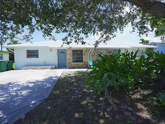 5th image of 1193 S Alhambra Cir