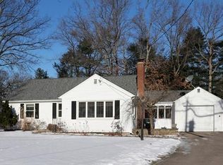 34 Winding Ln, Springfield, MA 01118