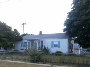 828 Kentucky Ave, Monroe, MI 48161