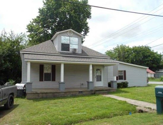 1st image of 4900 S 28th St