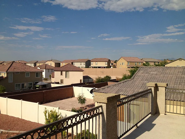3621 Remington Grove Ave — Photo 11