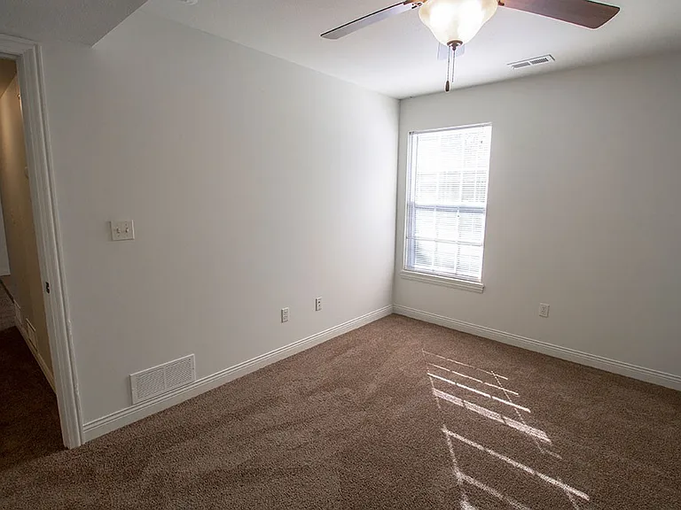 4612 Dehaven Dr — Photo 18