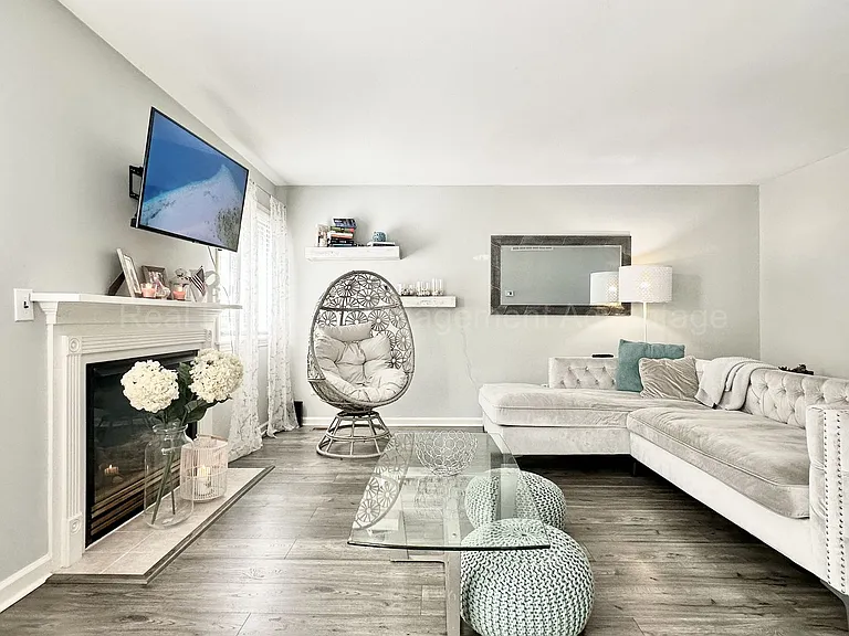 10111 Austrian Way — Photo 8