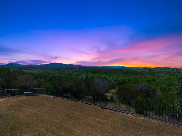 541 Country Pl S, Abilene, TX 79606