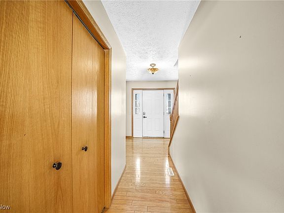 2nd image of 2406 Timber Mill Dr