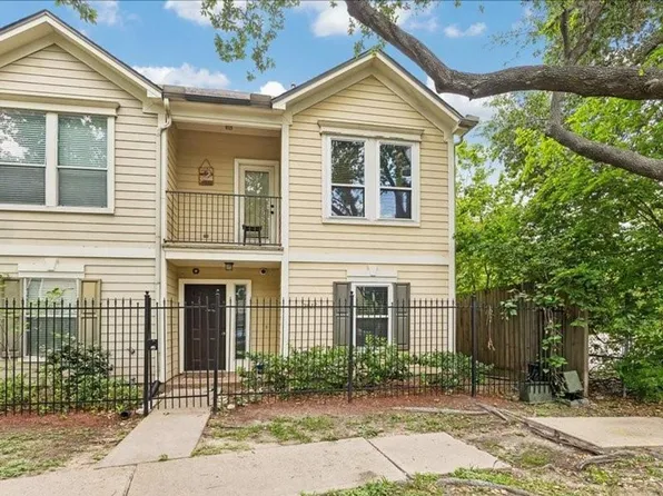 2915 Clay St, Houston, TX 77003