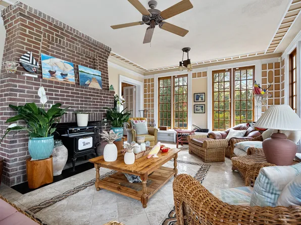 127 Beverly Road image 32 of 57