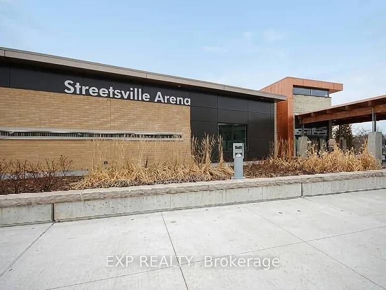 254 Hillside Dr #UPPER LEVEL — Photo 11