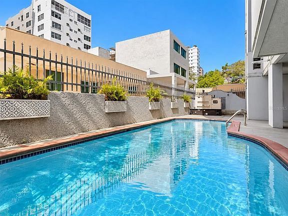 2nd image of 85 CARIBE #202