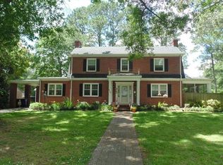 406 S Pembroke Ave, Ahoskie, NC 27910
