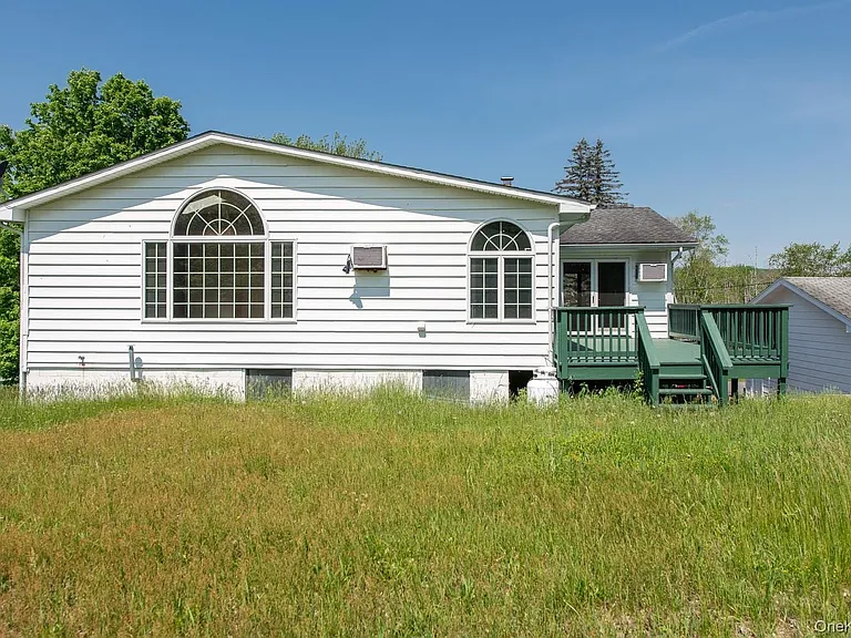 1360 Centre Rd — Photo 39