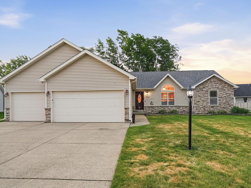1st image of 1726 Elderberry Cir SE