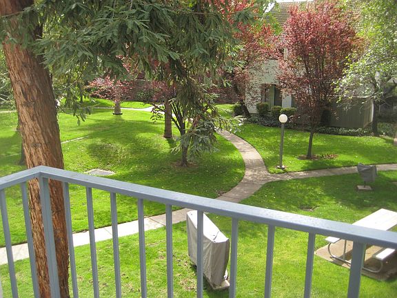 Balcony left view