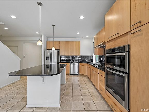 4th image of 19523 E 54th Avenue