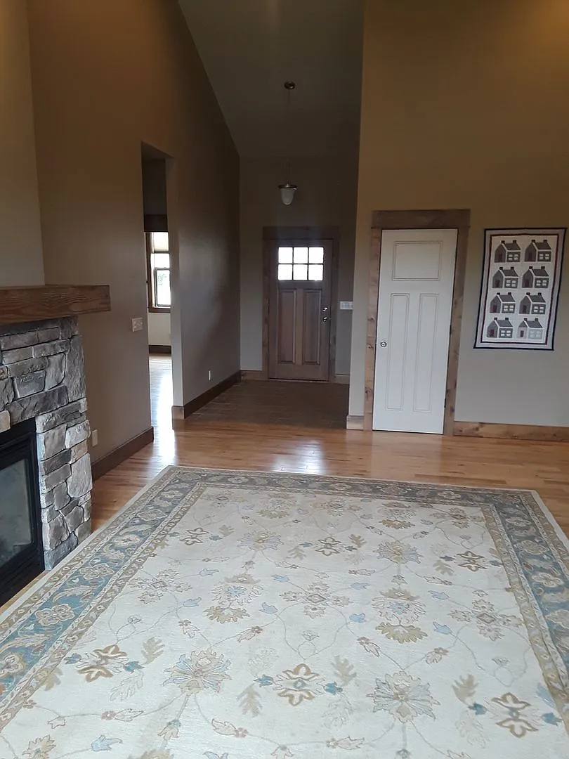 Single Family Home for Rent in South Bozeman — Photo 3