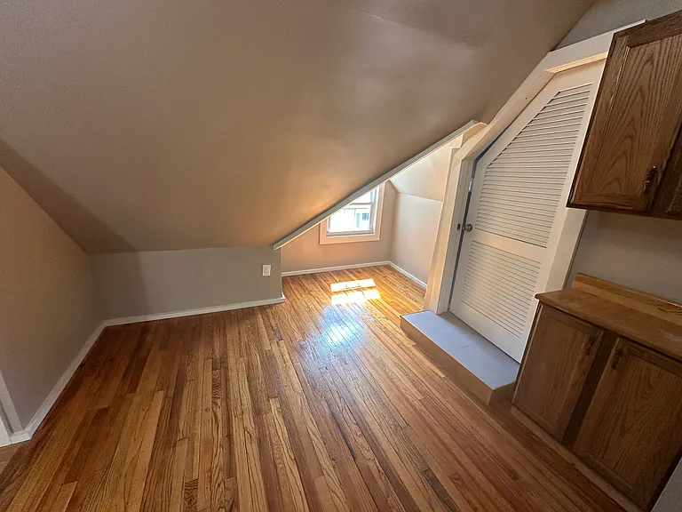 323 South St #B — Photo 7