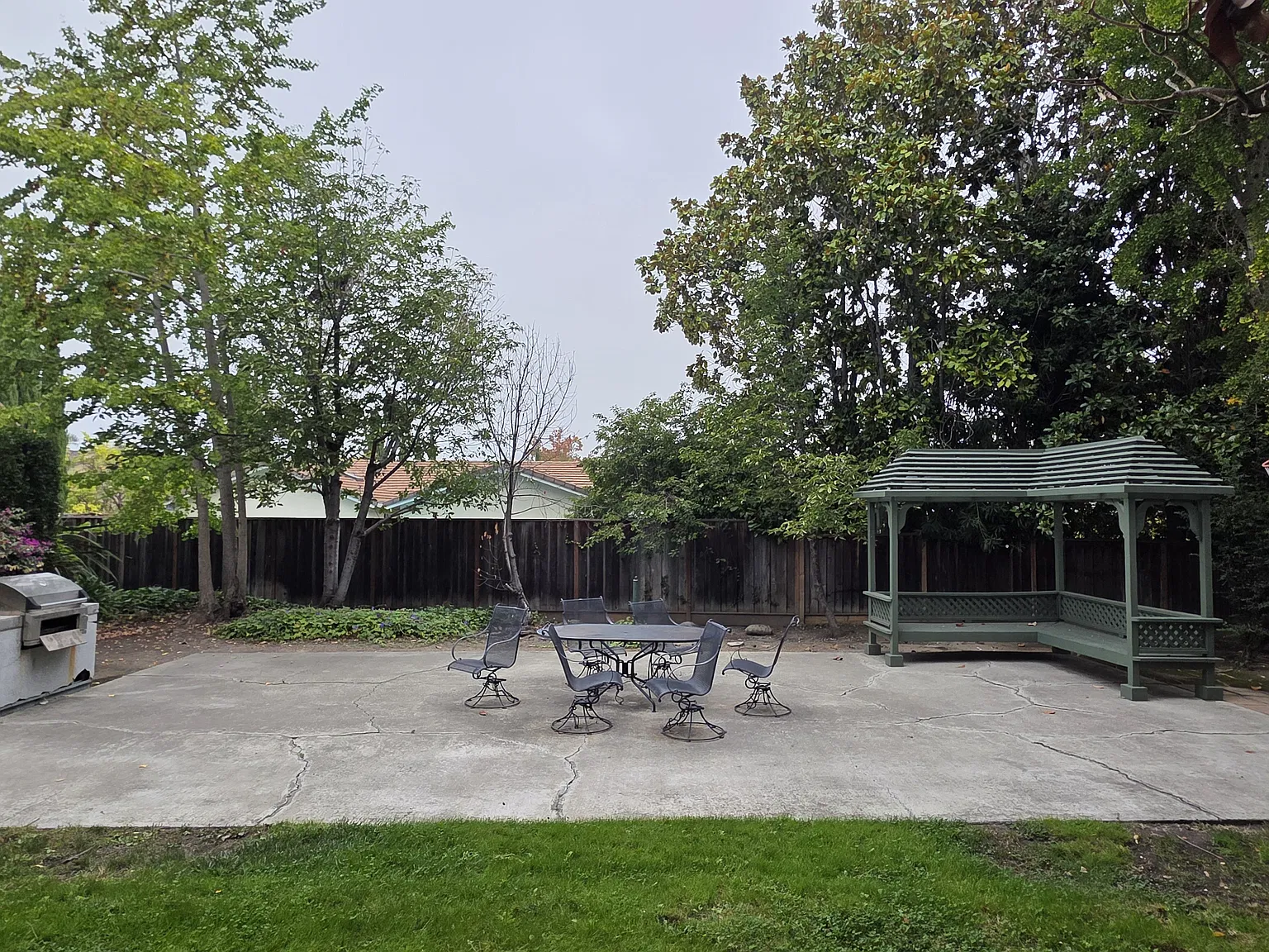2 bed, 1067 sqft, $4,100 — Photo 4