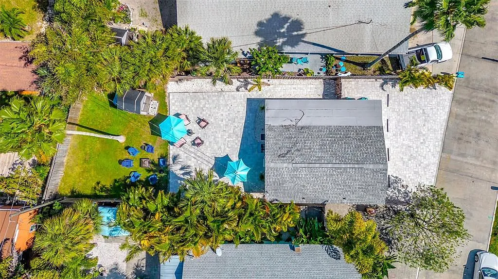 1 bed, 1.0 bath, 450 sqft, $2,100 — Photo 3
