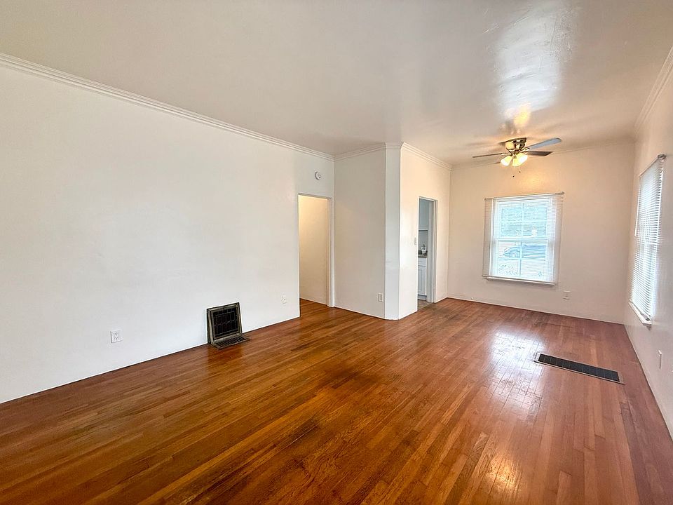 1st image of 2164 Albatross St #1