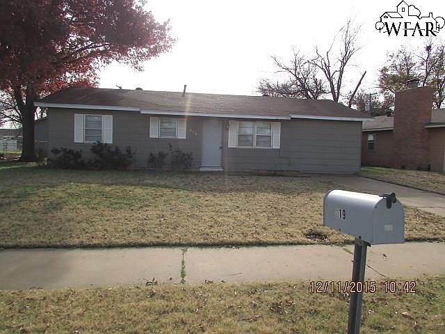 1st image of 219 Loch Lomond Dr