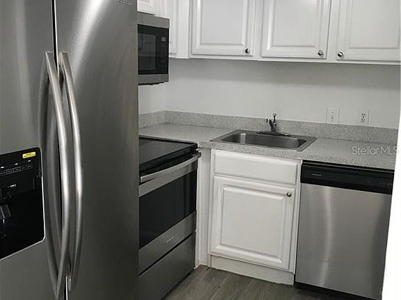 2nd image of 2551 N Alafaya Trl APT 98