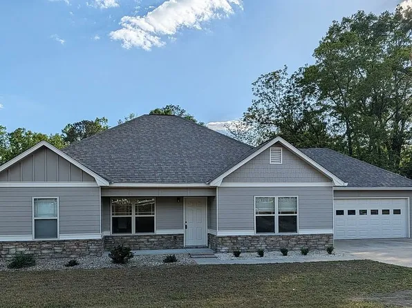 7862 Mullin Rd, Smiths Station, AL 36877