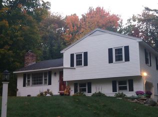 3 Wildbrook Ln, Standish, ME 04084