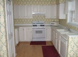 148 Chestnut Hills Cir, Burr Ridge, IL 60527