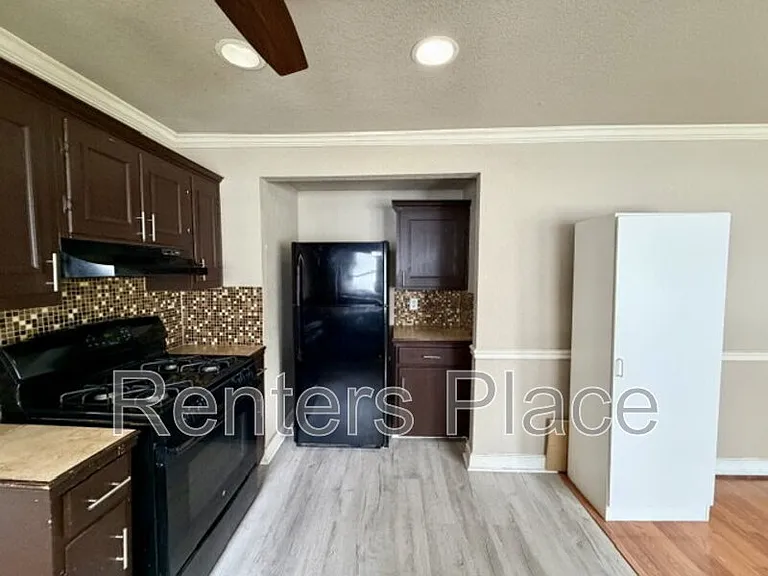 1815 N Boston Pl — Photo 8