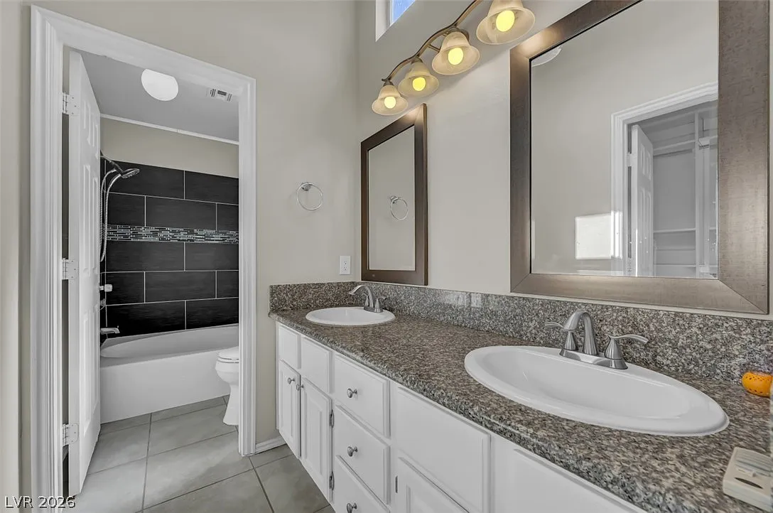 3 bed, 2.0 bath, 1590 sqft, $2,350 — Photo 3