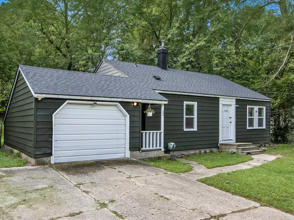 1042 E Mosel Ave, Kalamazoo, MI 49004