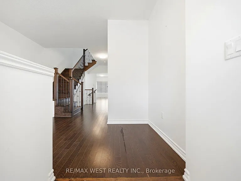 26 Hines St — Photo 4