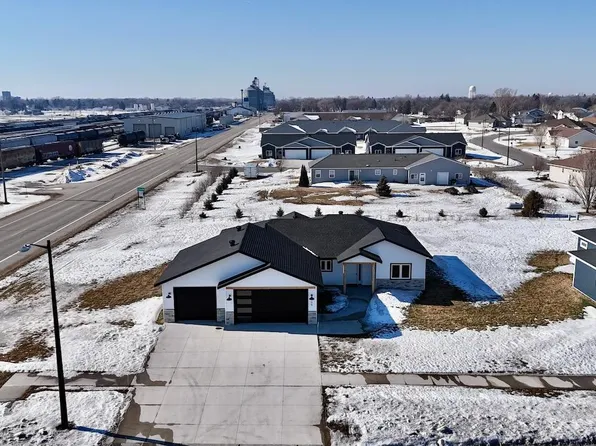 105 16th St N, Breckenridge, MN 56520