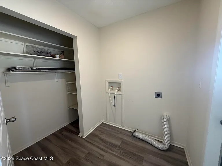 2780 Floresta Dr NE — Photo 11