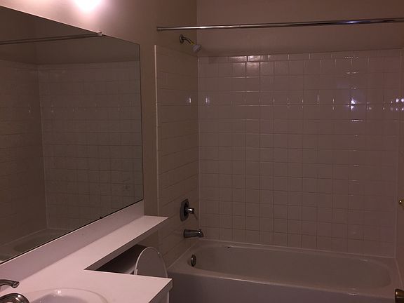 3rd image of 33 Gilpin Court # Fl 2nd