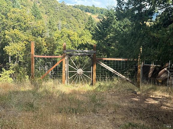 3rd image of 59641 Bell Springs Road