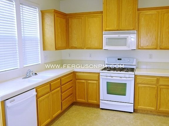 2nd image of 8964 Cortina Cir