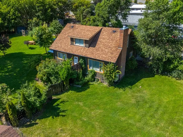 36 14th Ave, Lillooet, BC V0K 1V0