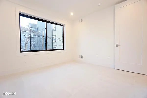Rented by Citi Habitats | media 19