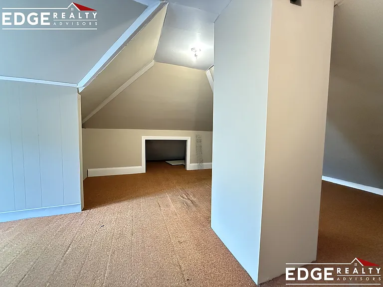 25 Embassy Rd — Photo 10