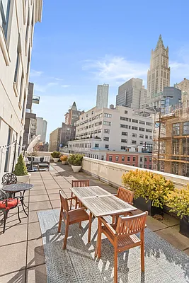 Rented by Sotheby's International Realty | media 17