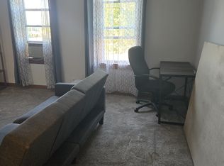 4 Molter St FLOOR 2, Cranston, RI 02910