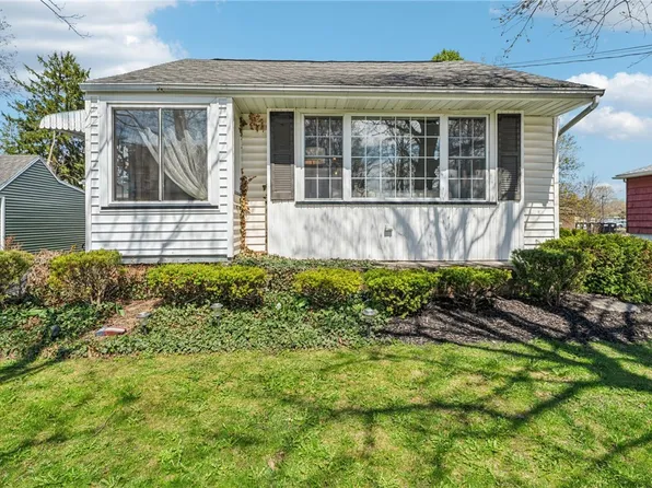 103 Hart St, Batavia, NY 14020